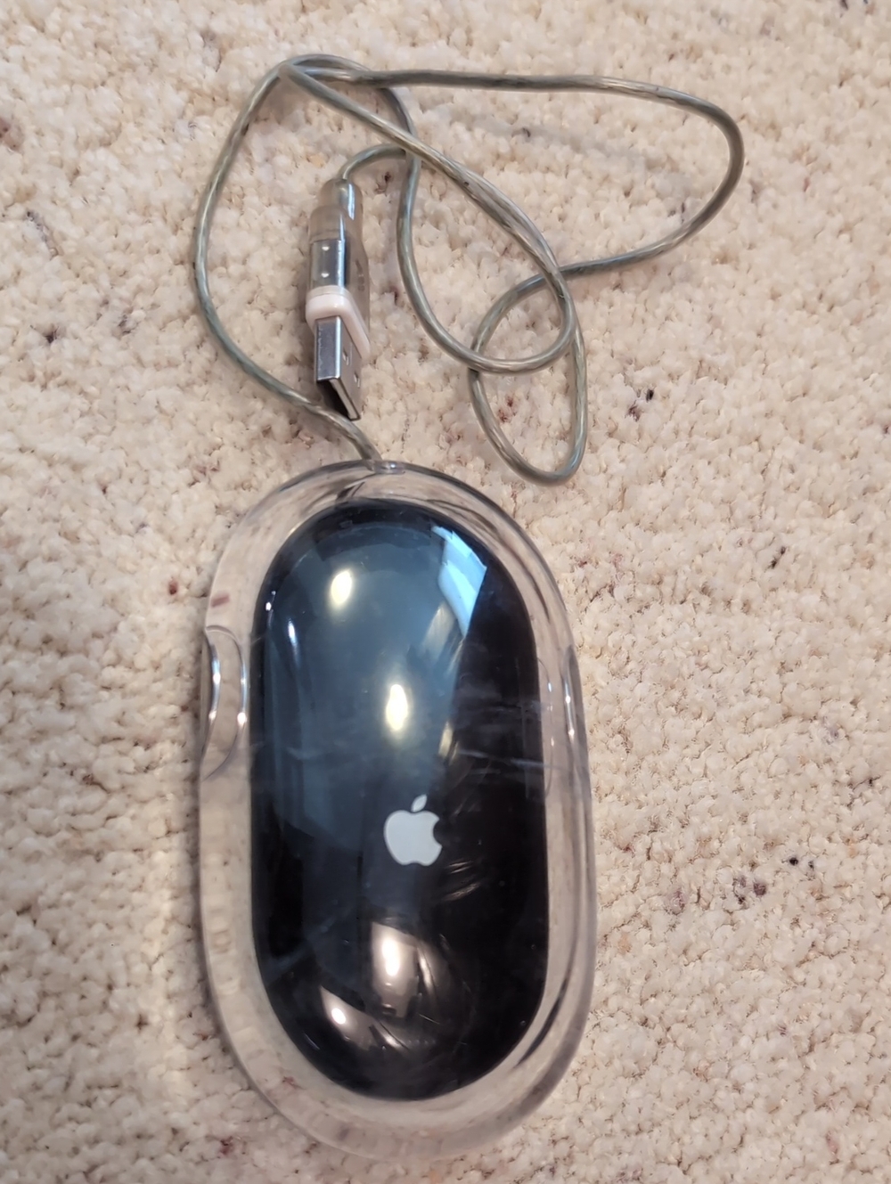 Retro Apple Black Pro mouse